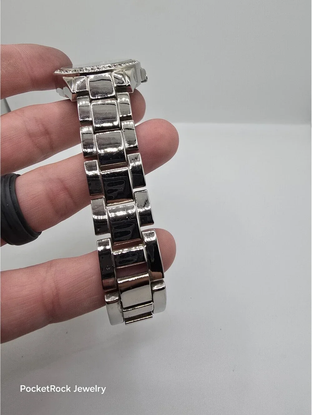 BWC Women’s Quartz Analog Watch White Dial Diamond Accent Silver Bracelet